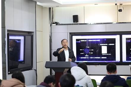 说明: C:\Users\Administrator\Desktop\IMG_5880.jpg